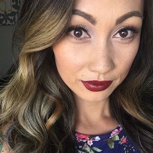 Meet your Posher, Whitney